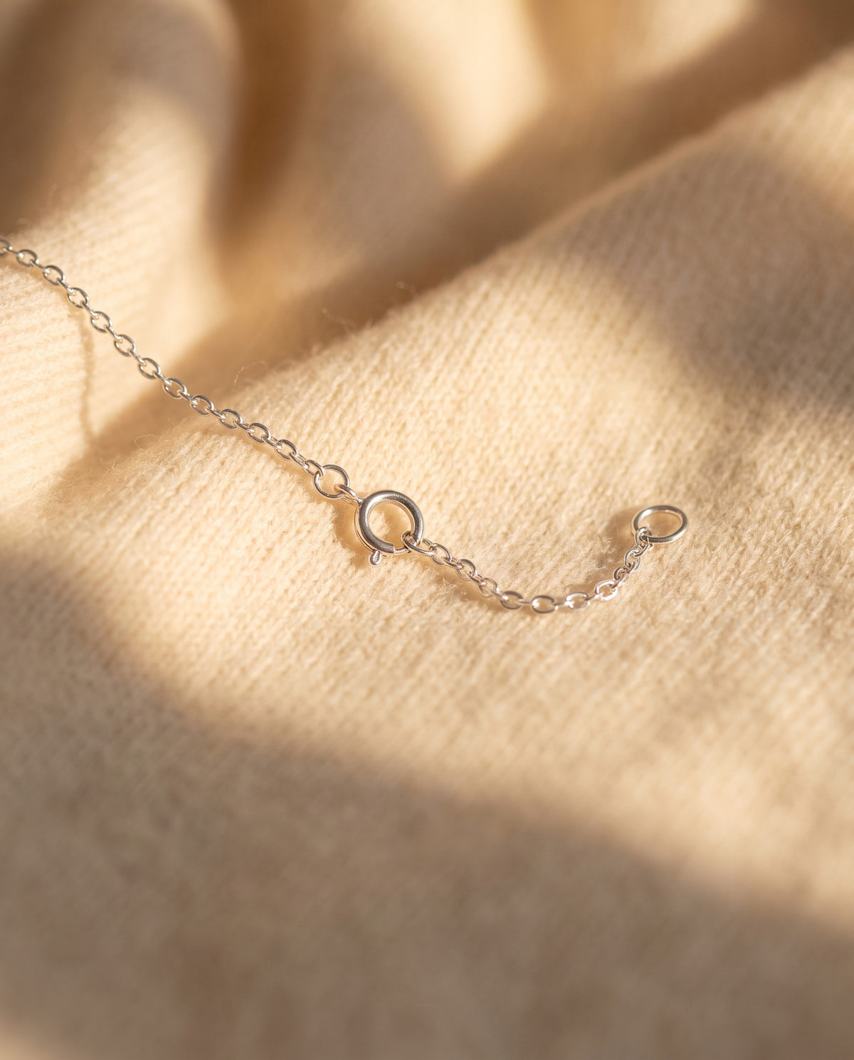 One chain, end to end